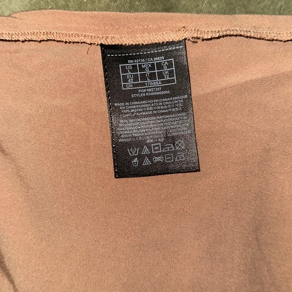 Guess Tan Button-up Long-sleeve Blouse - Picture 3 of 4